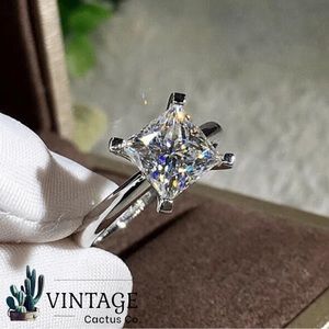 New! Gorgeous 925 Sterling Princess Cut Solitaire Engagement/ Promise Ring!